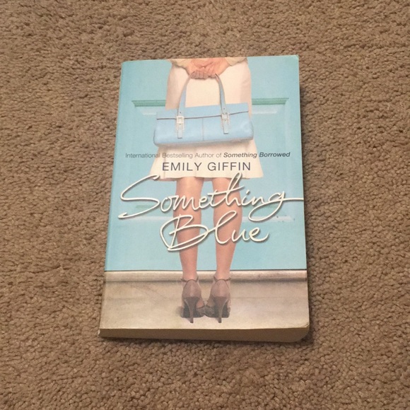 Emily Giffin | Something Blue - Picture 1 of 1